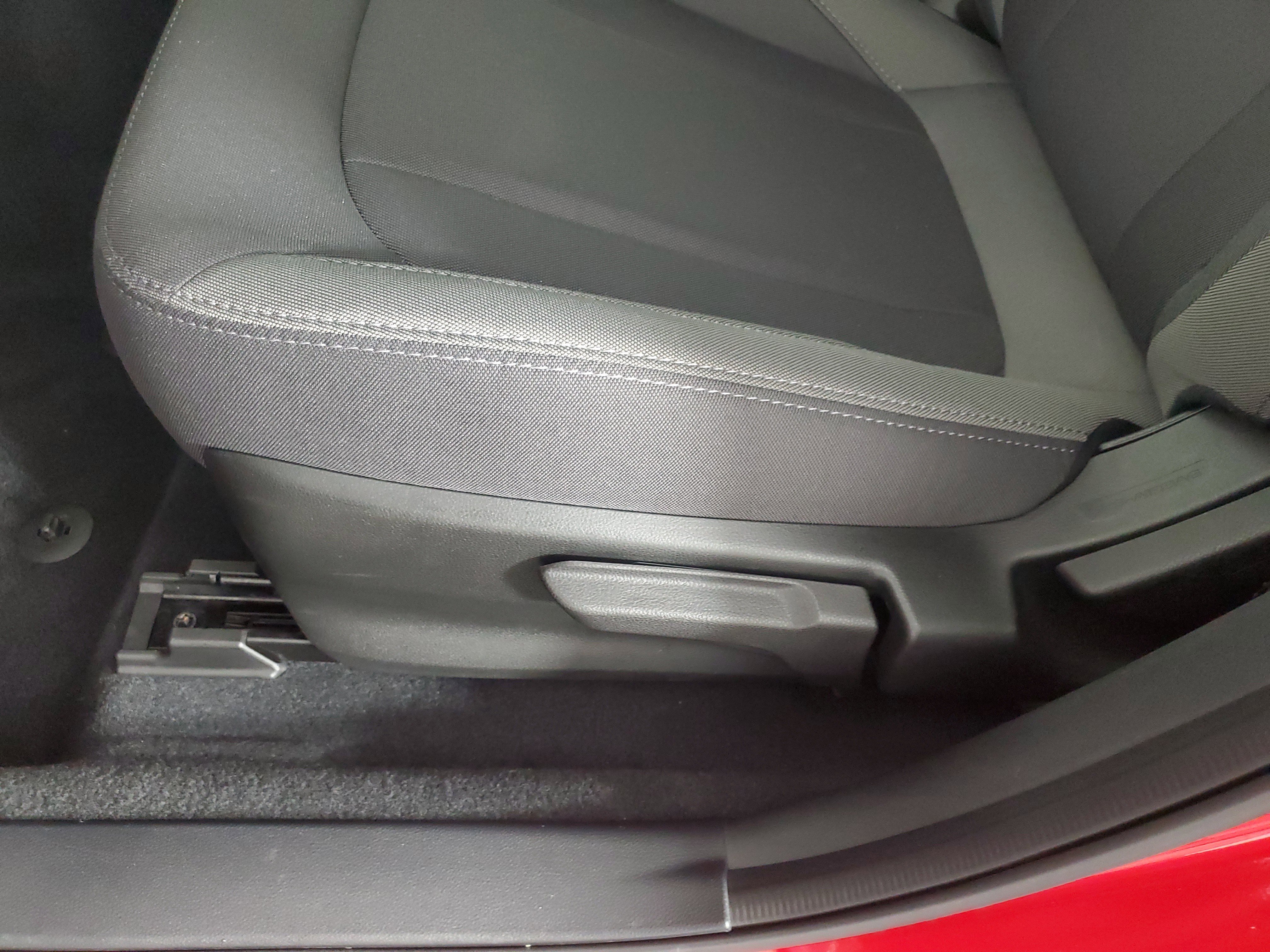 Used 2025 Subaru Impreza 2.0i AWD/4WD image 28
