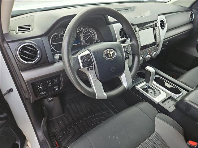 Used 2016 Toyota Tundra SR5 w/ SR5 Upgrade Package image 9