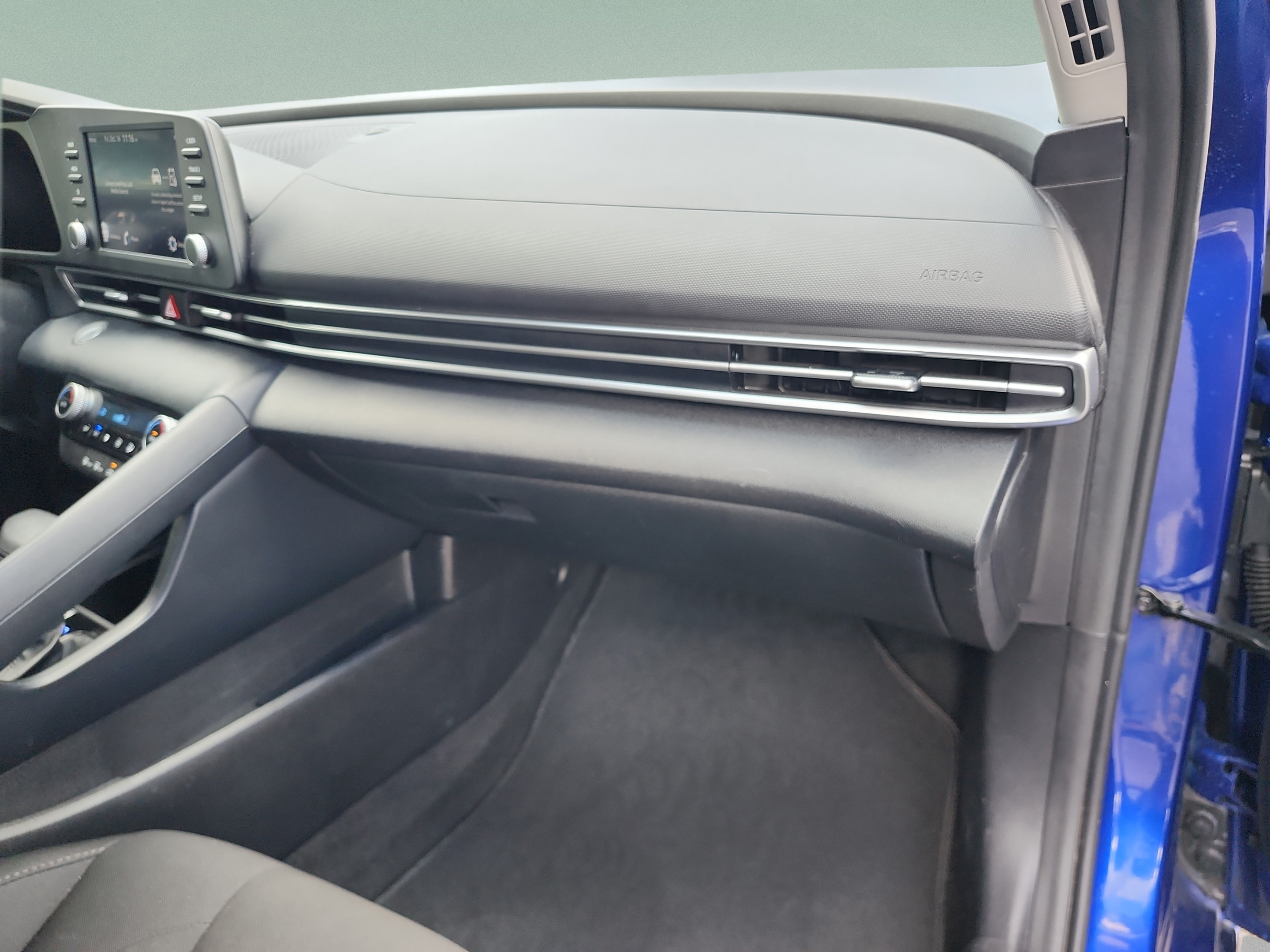 Used 2021 Hyundai Elantra SEL FWD image 19