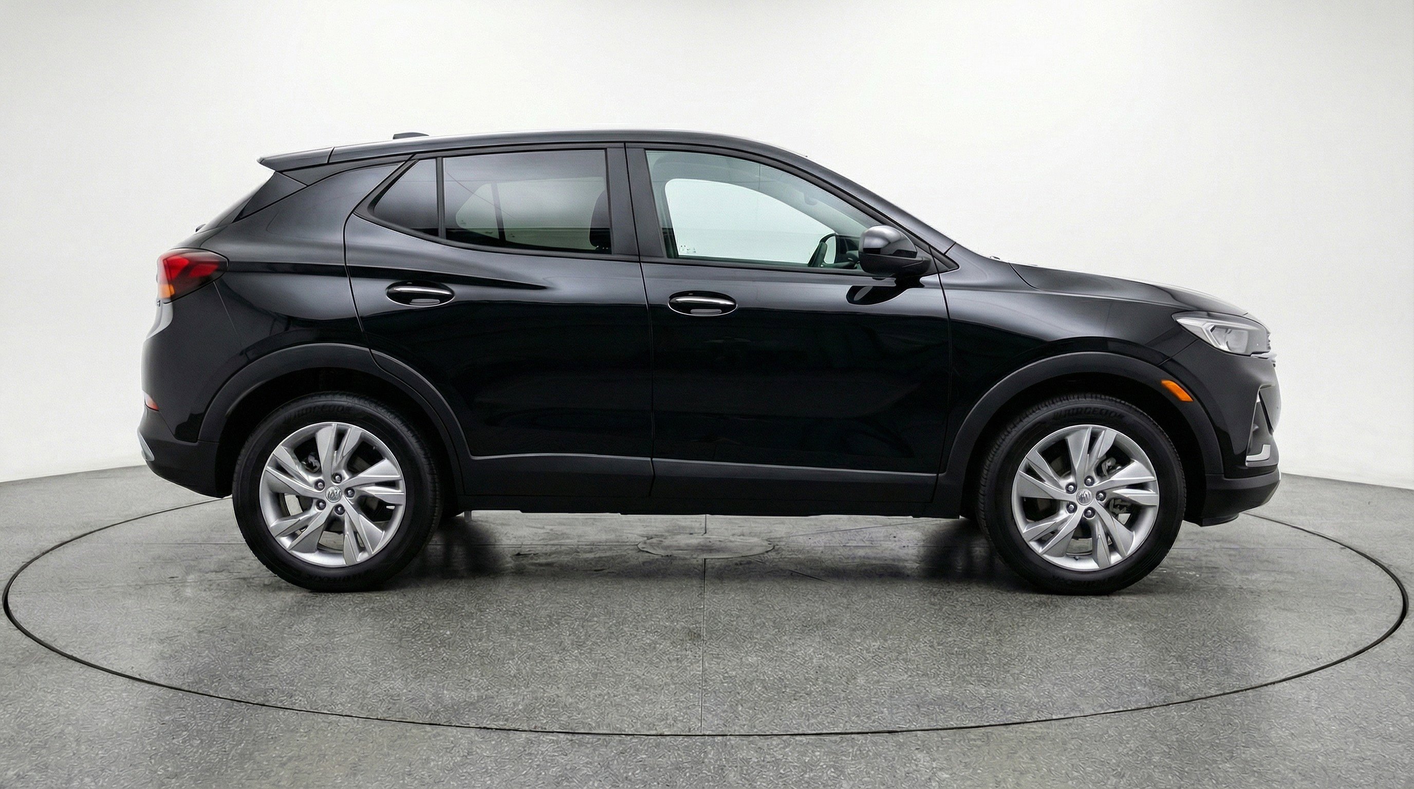 Used 2025 Buick Encore GX Preferred image 11