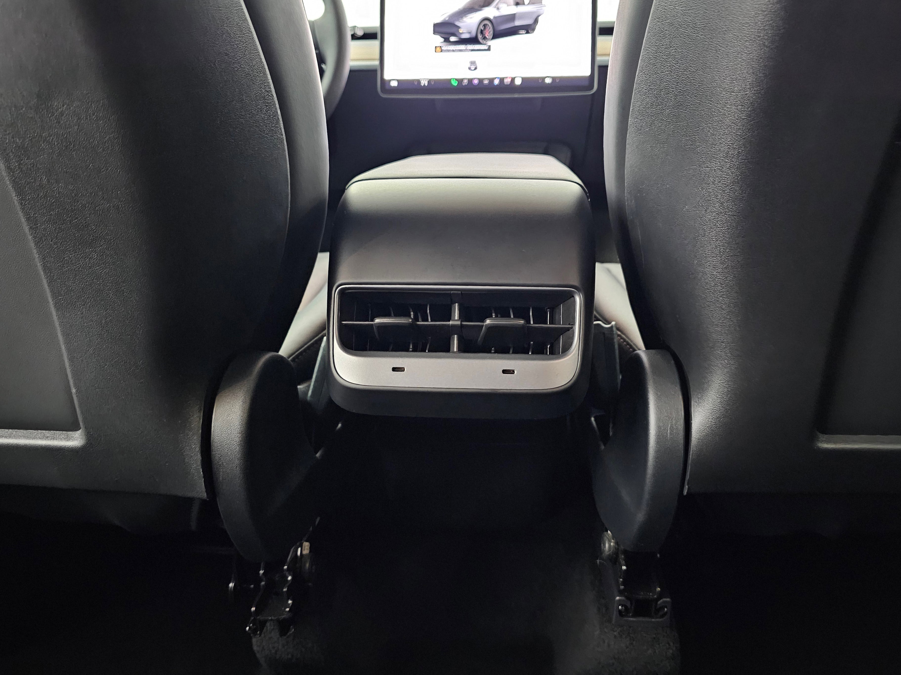 Used 2022 Tesla Model Y Performance image 27