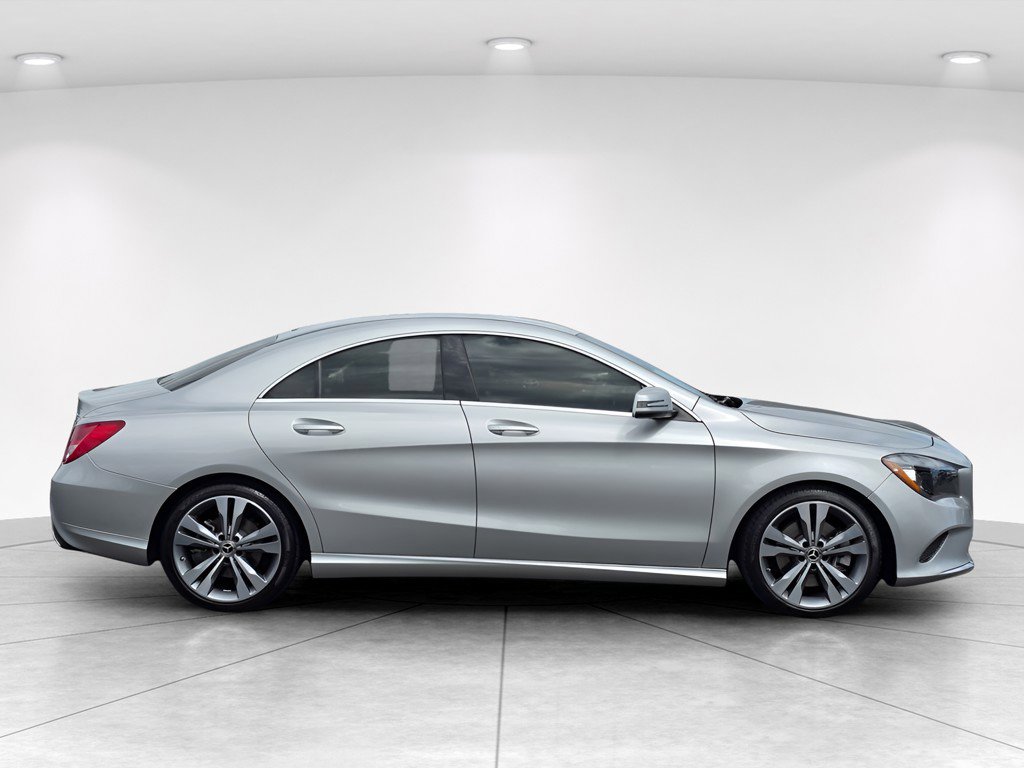 Used 2018 Mercedes-Benz CLA 250 4MATIC image 7