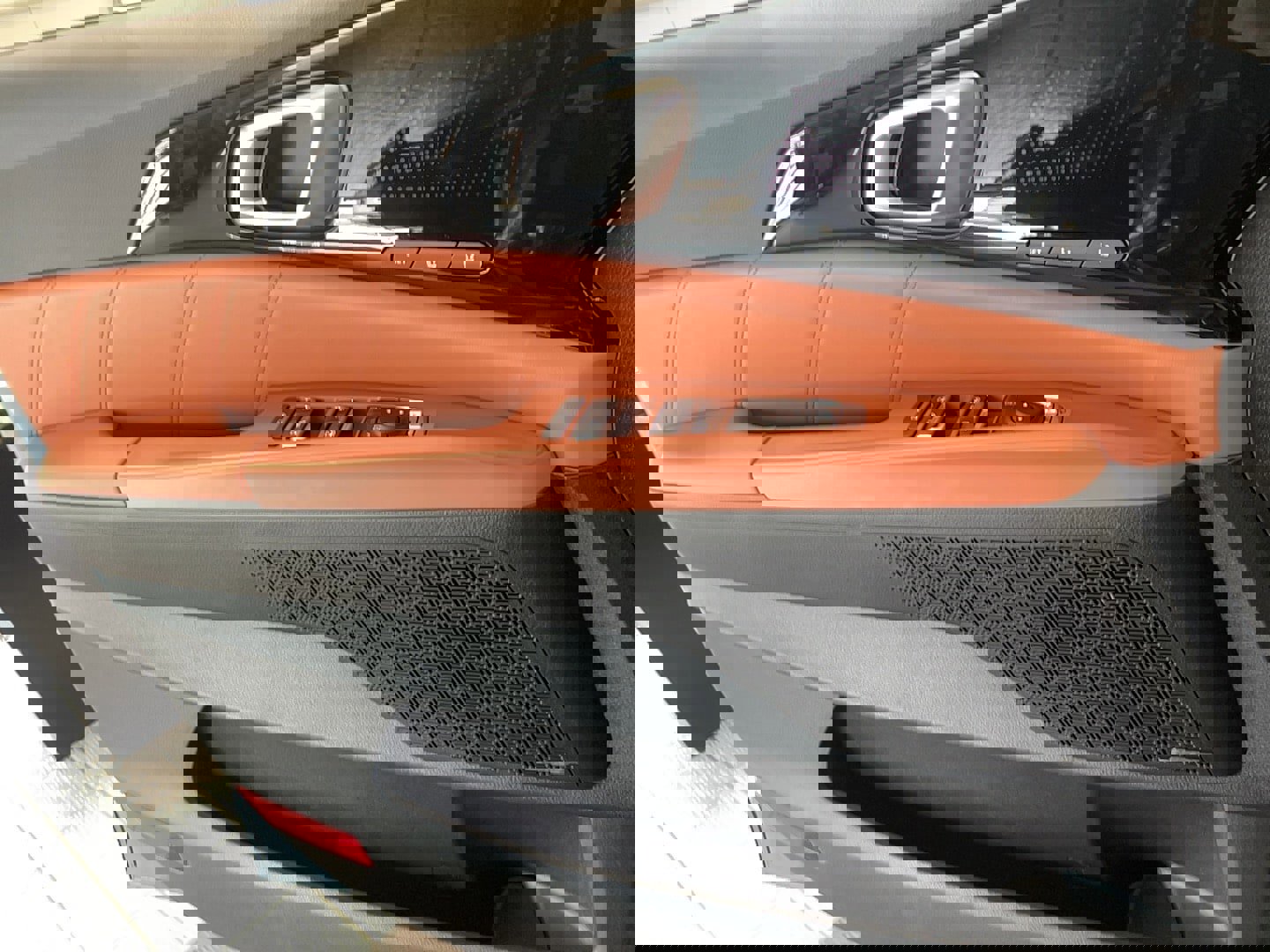 Used 2026 Kia Carnival SX Prestige image 8