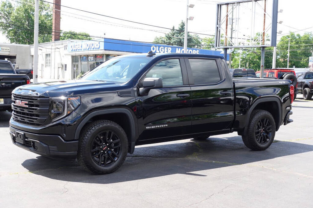 Used 2023 GMC Sierra 1500 Pro w/ Graphite Edition AWD/4WD image 2