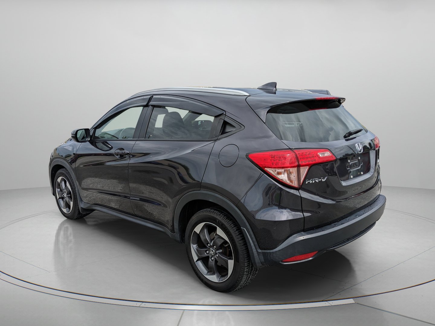 Used 2018 Honda HR-V EX-L image 6