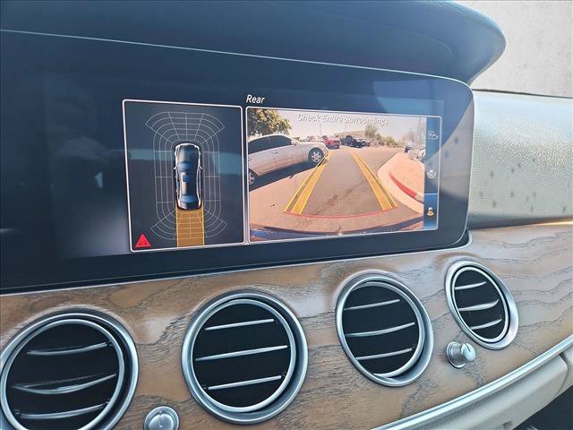 Used 2018 Mercedes-Benz E 300 image 15