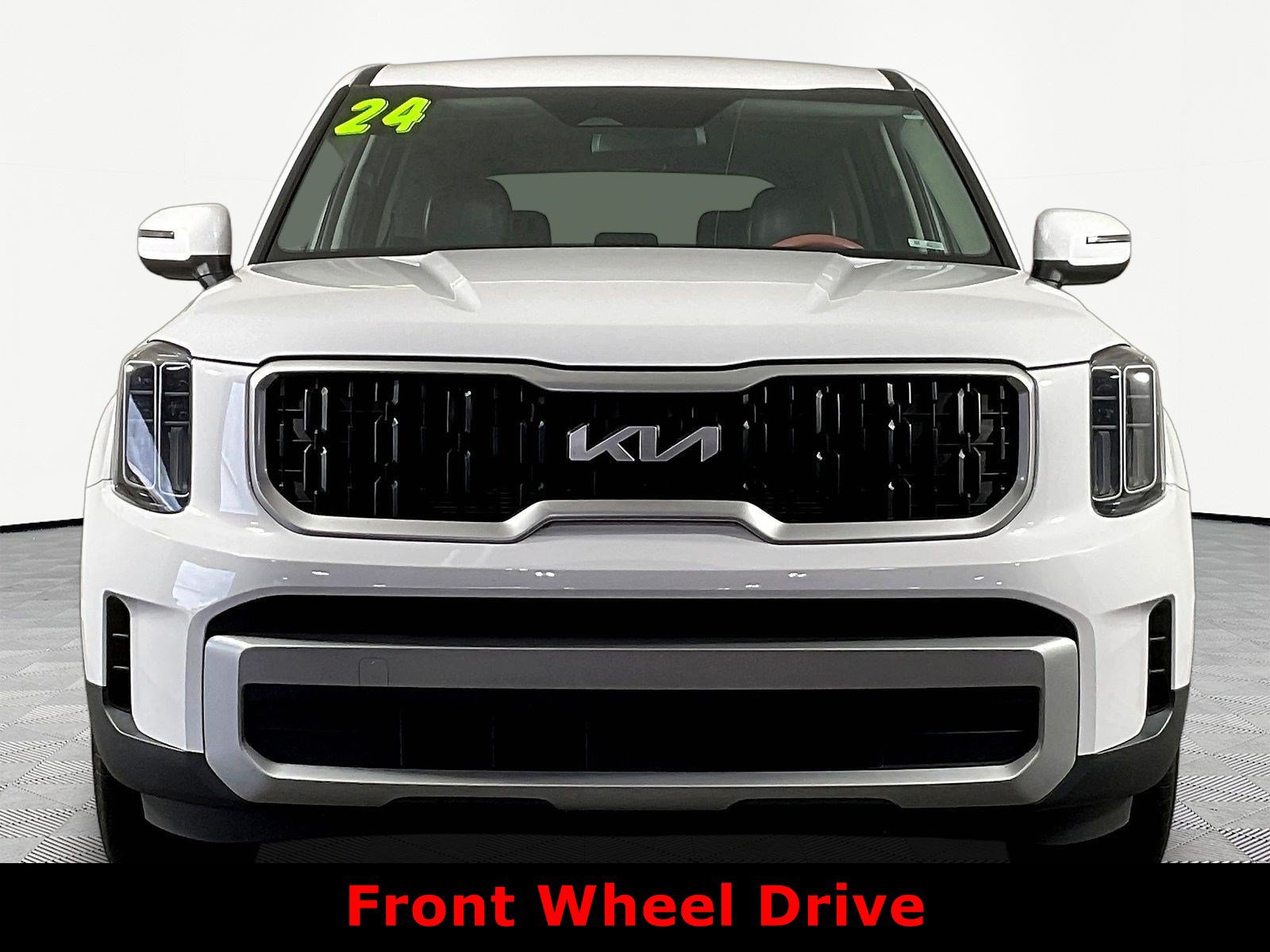 Certified 2024 Kia Telluride LX FWD image 2