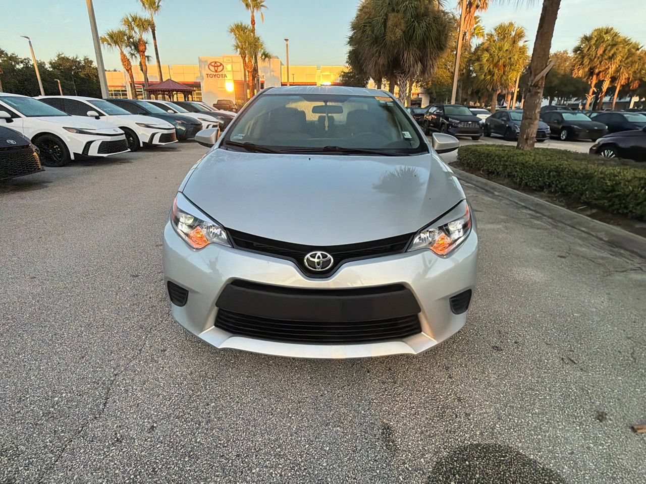 Used 2015 Toyota Corolla L FWD image 5