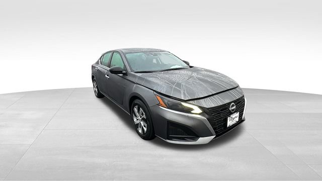 Used 2024 Nissan Altima 2.5 S image 34