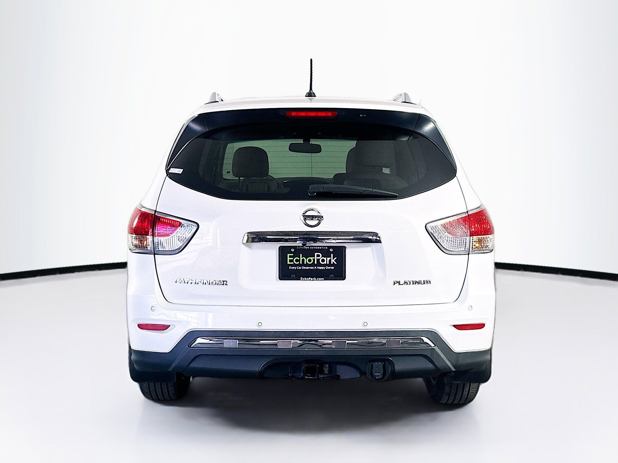 Used 2014 Nissan Pathfinder Platinum image 7