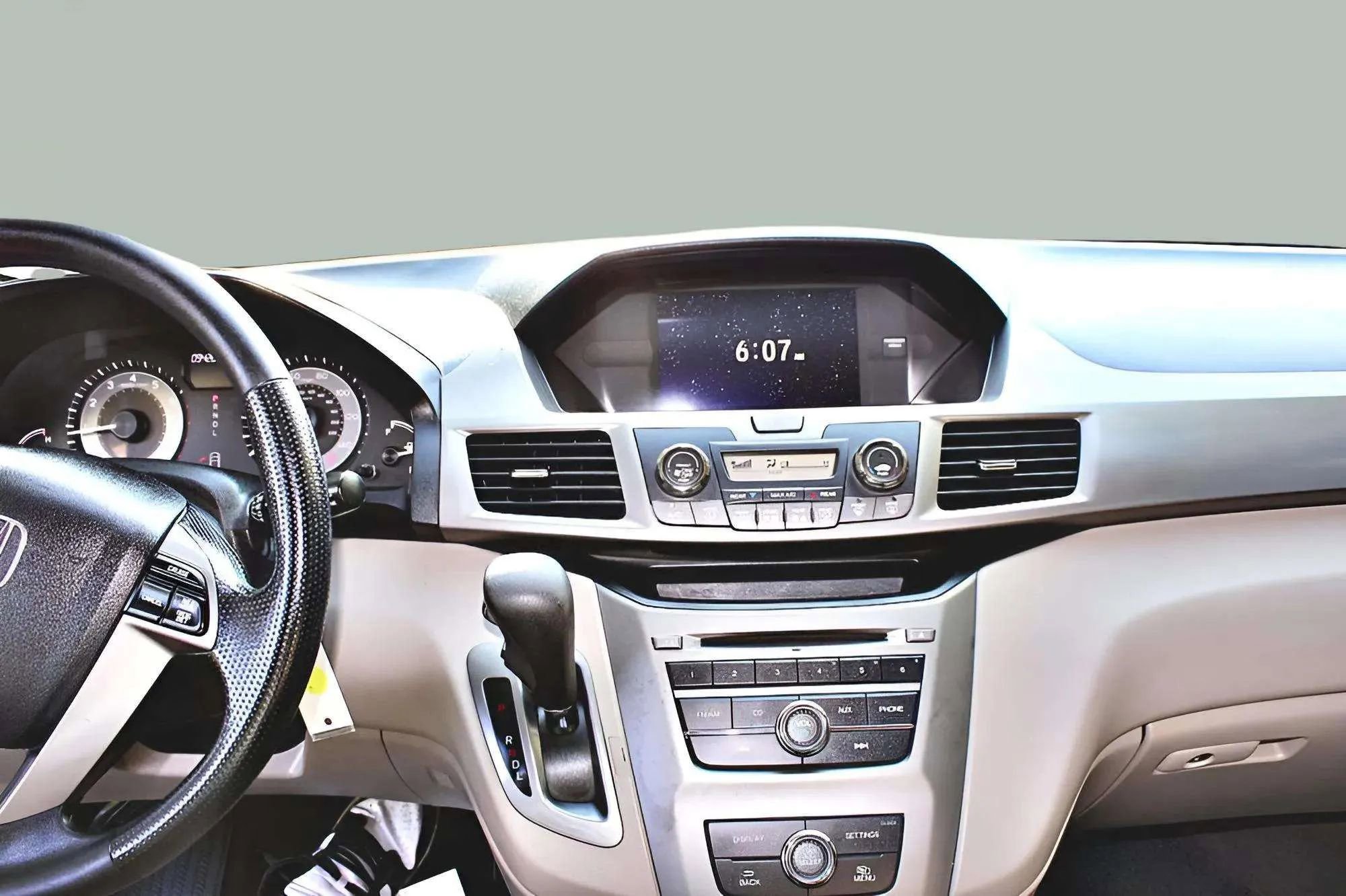 Used 2016 Honda Odyssey LX image 16