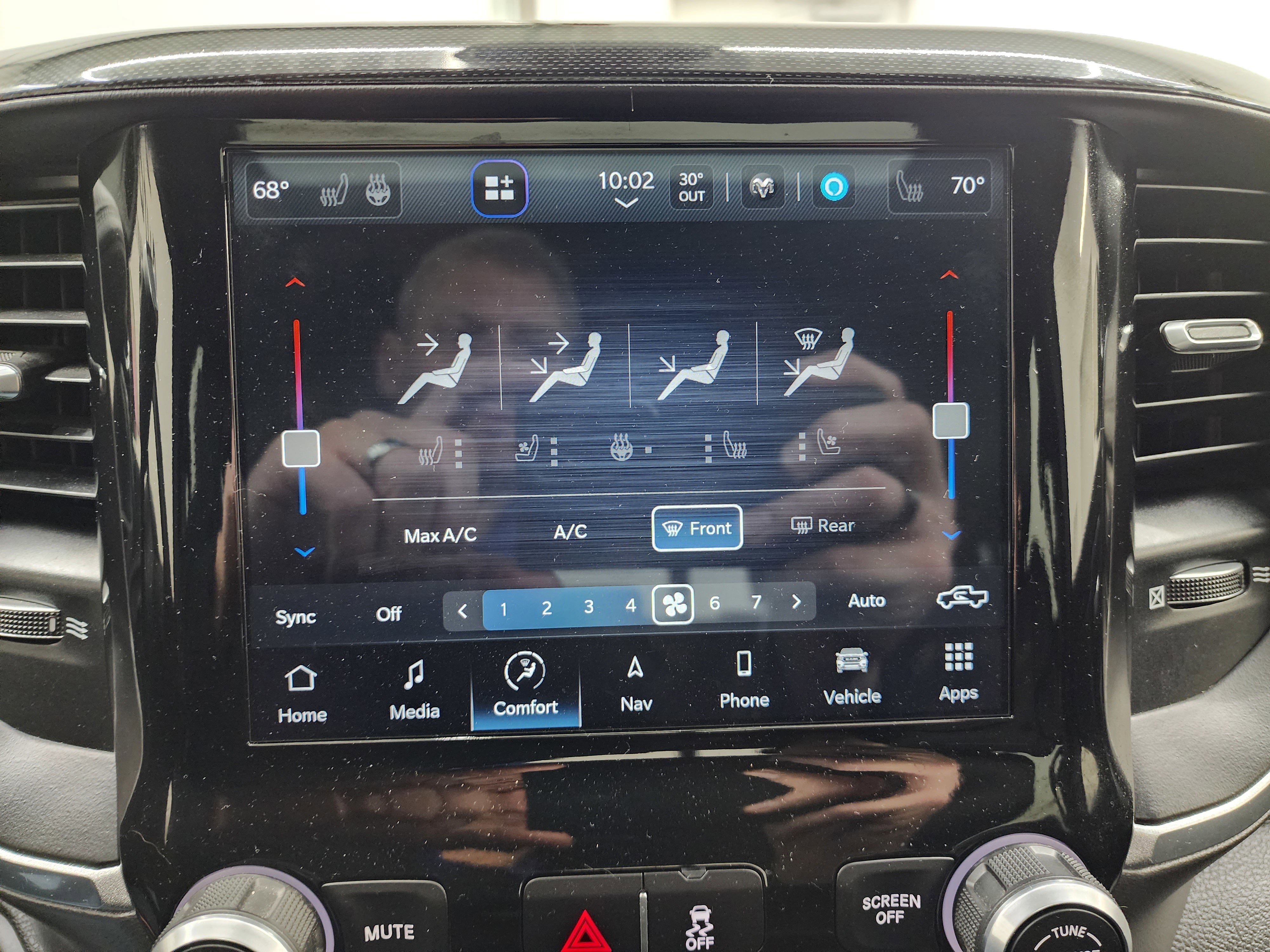 Used 2022 RAM 2500 Laramie image 13