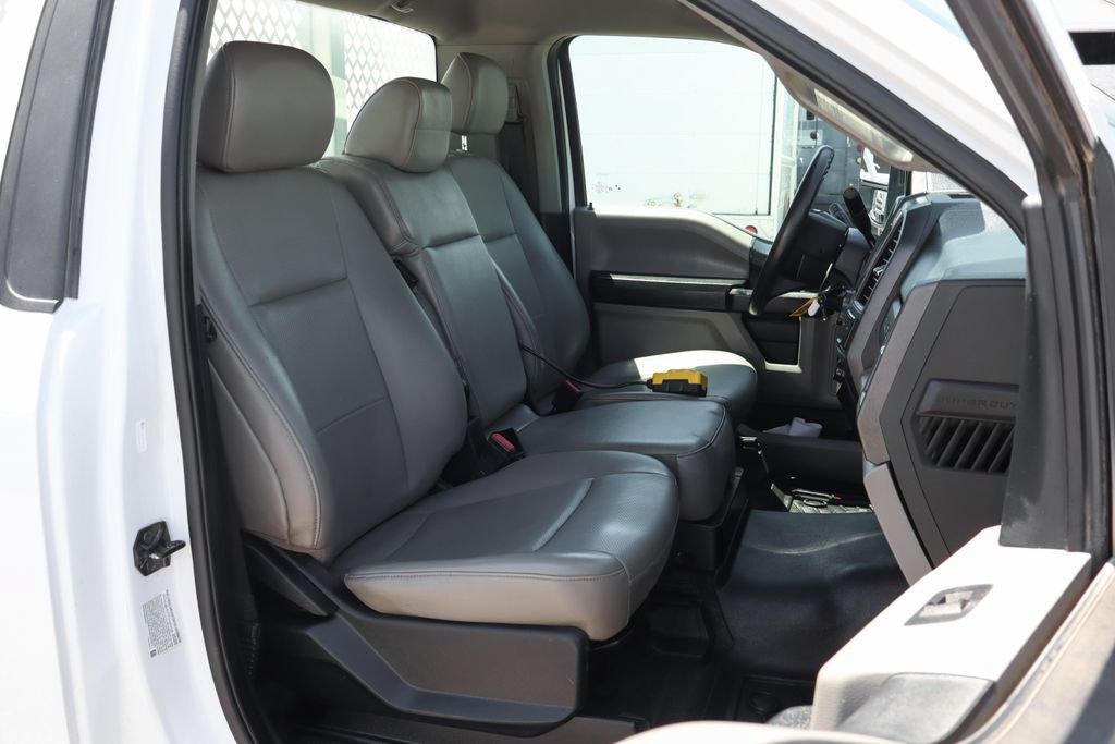 Used 2020 Ford F550 2WD Regular Cab Super Duty image 39