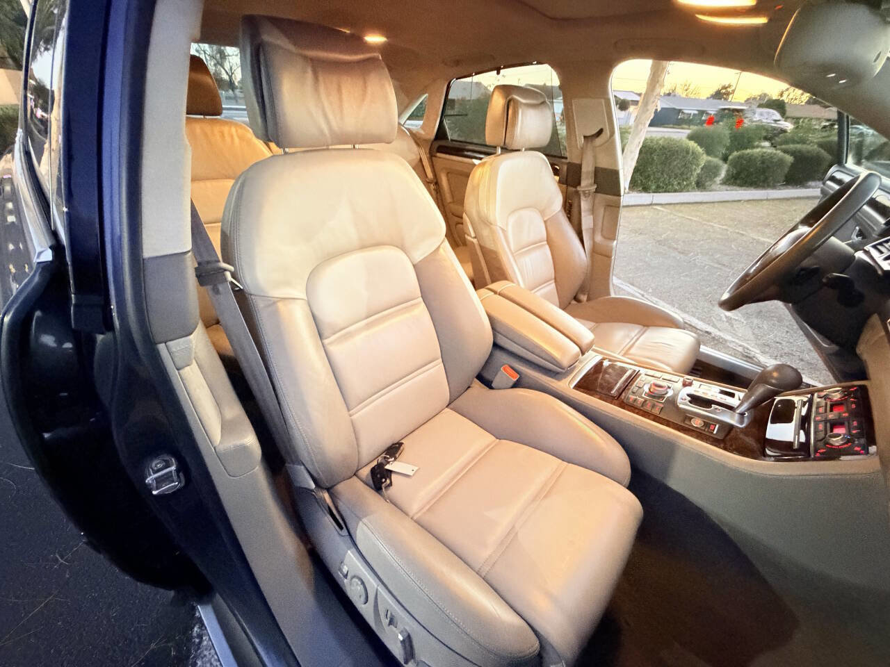 Used 2008 Audi S8 AWD/4WD image 34