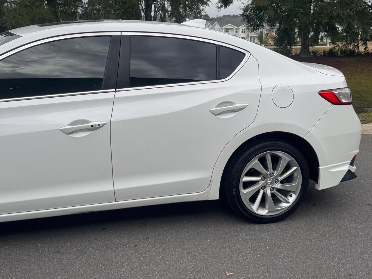 Used 2016 Acura ILX image 9