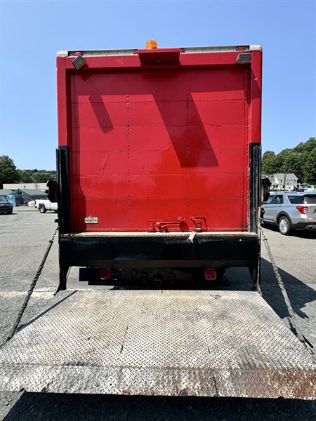 Used 2016 Ford F550 Luxury RWD image 8