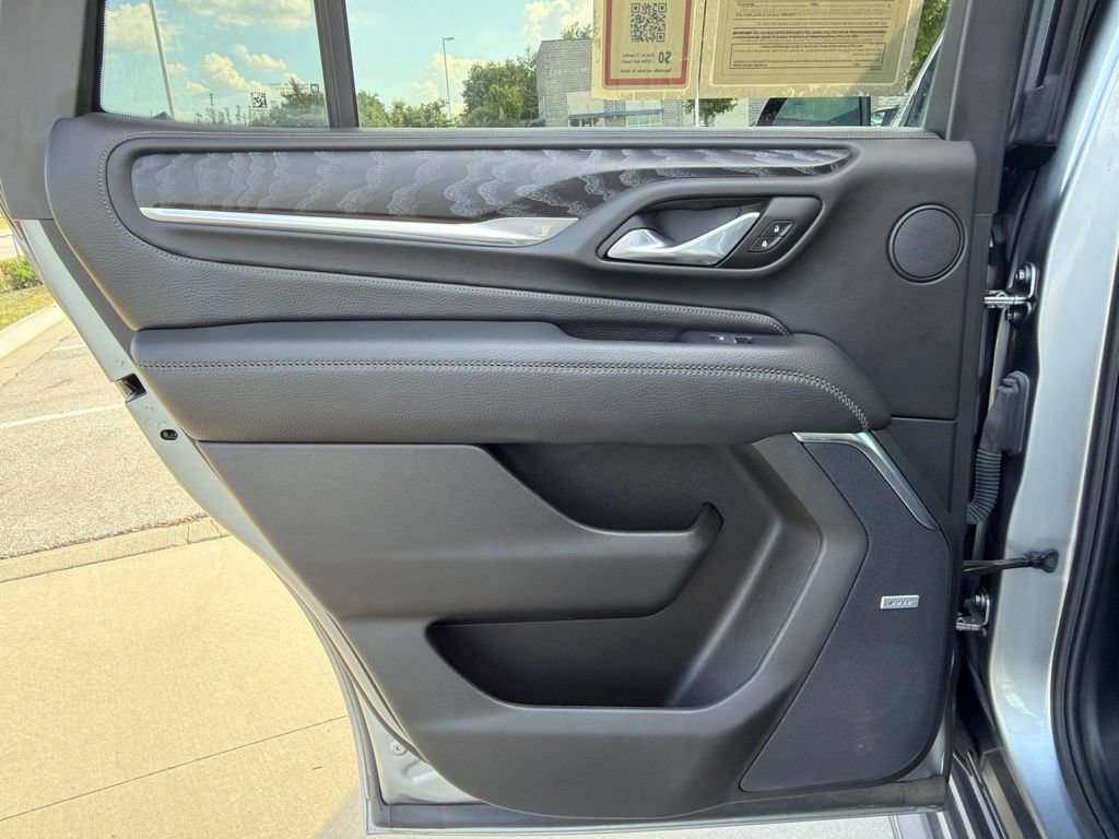 Used 2023 GMC Yukon Denali AWD/4WD image 45