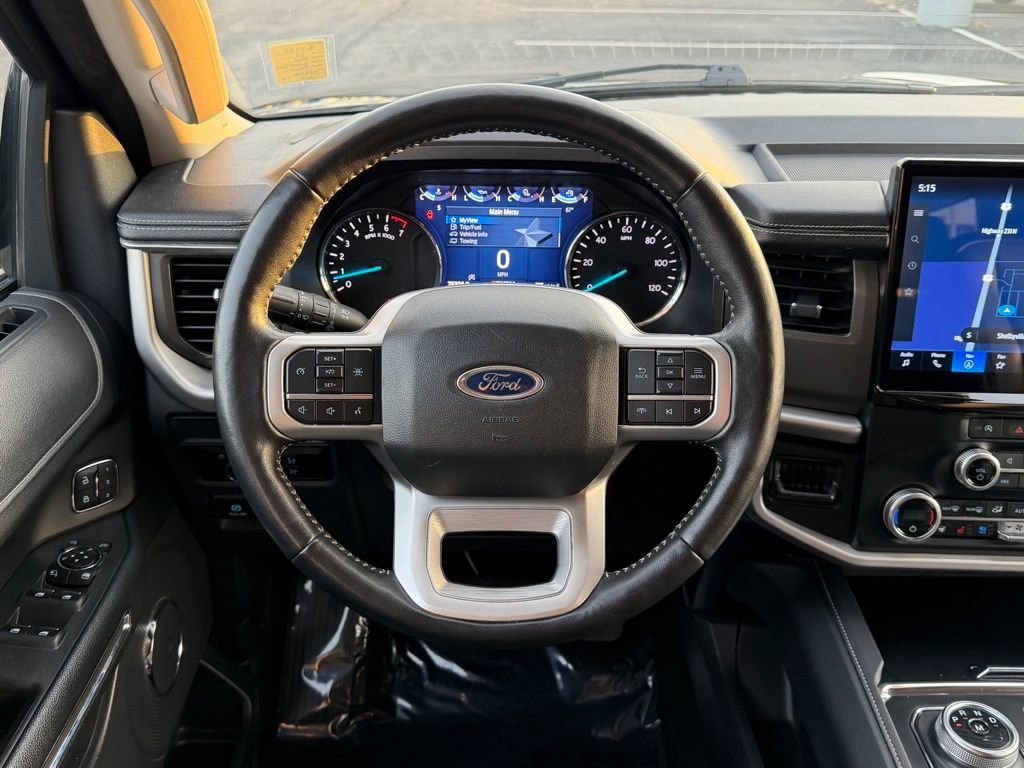 Used 2024 Ford Expedition Max XLT image 29