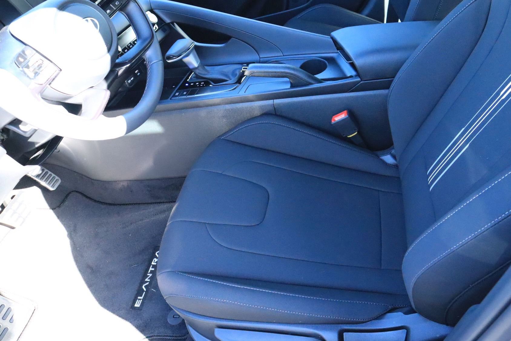 New 2026 Hyundai Elantra Sport image 15