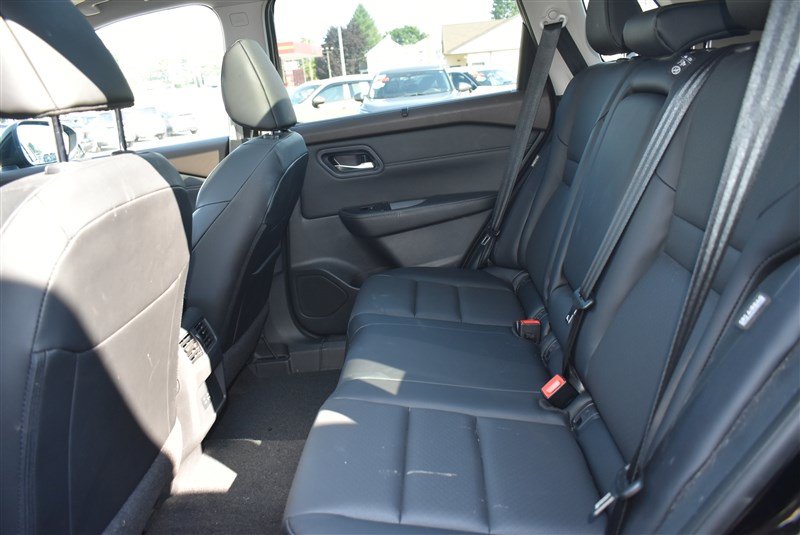 Used 2023 Nissan Rogue SV w/ SV Premium B Package AWD/4WD image 24