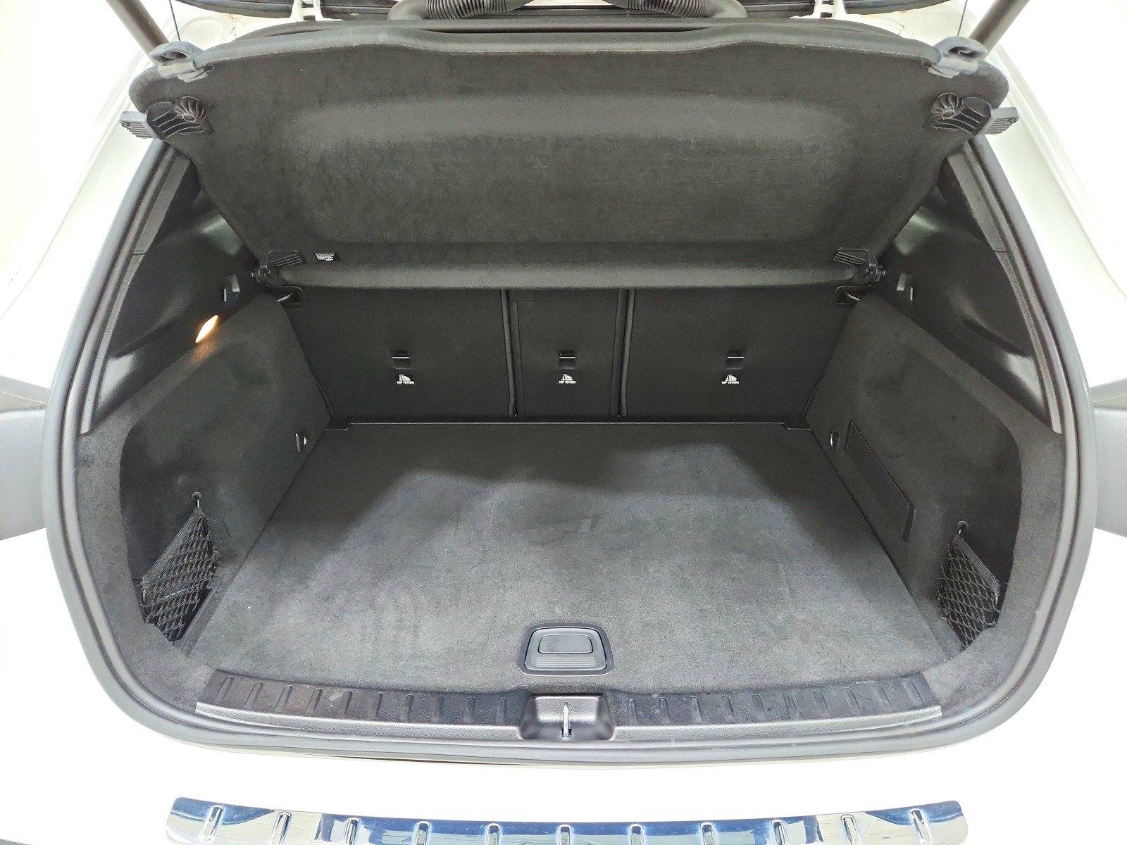 Certified 2023 Mercedes-Benz GLA 250 4MATIC w/ Premium Package image 27