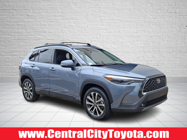 Used 2022 Toyota Corolla Cross XLE