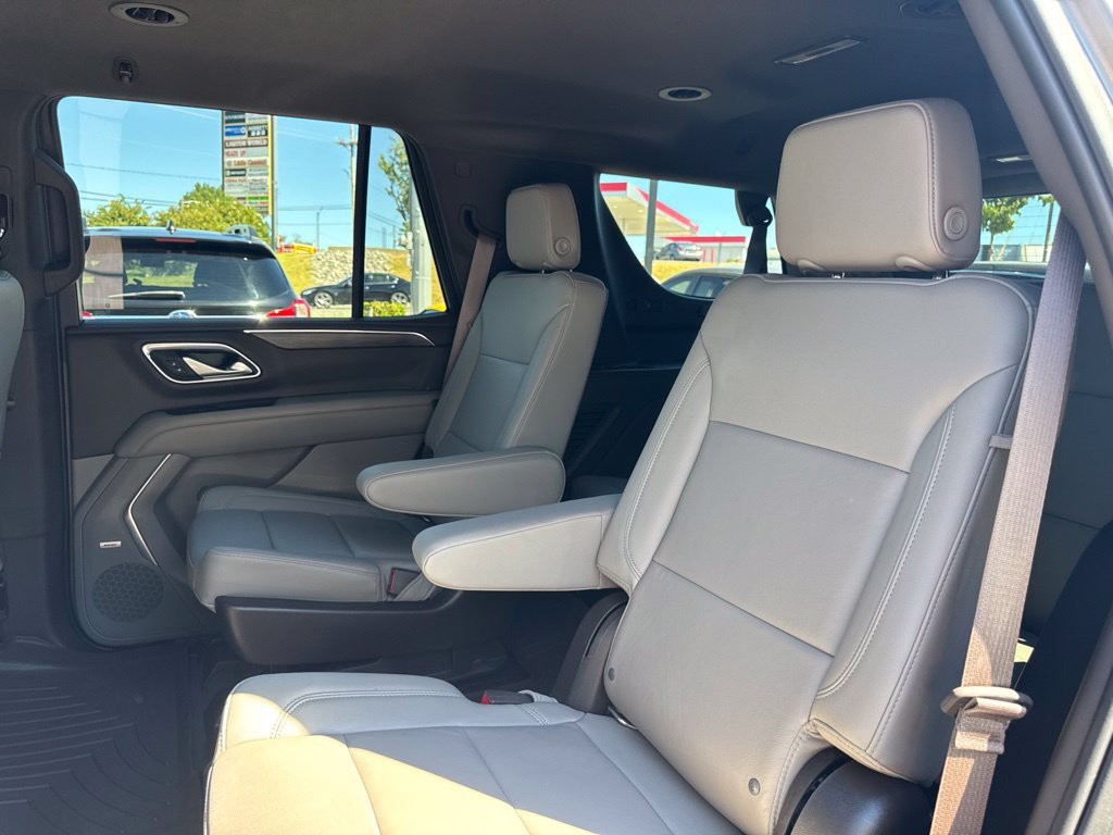 Used 2022 Chevrolet Tahoe Z71 w/ Z71 Off-Road Package AWD/4WD image 27
