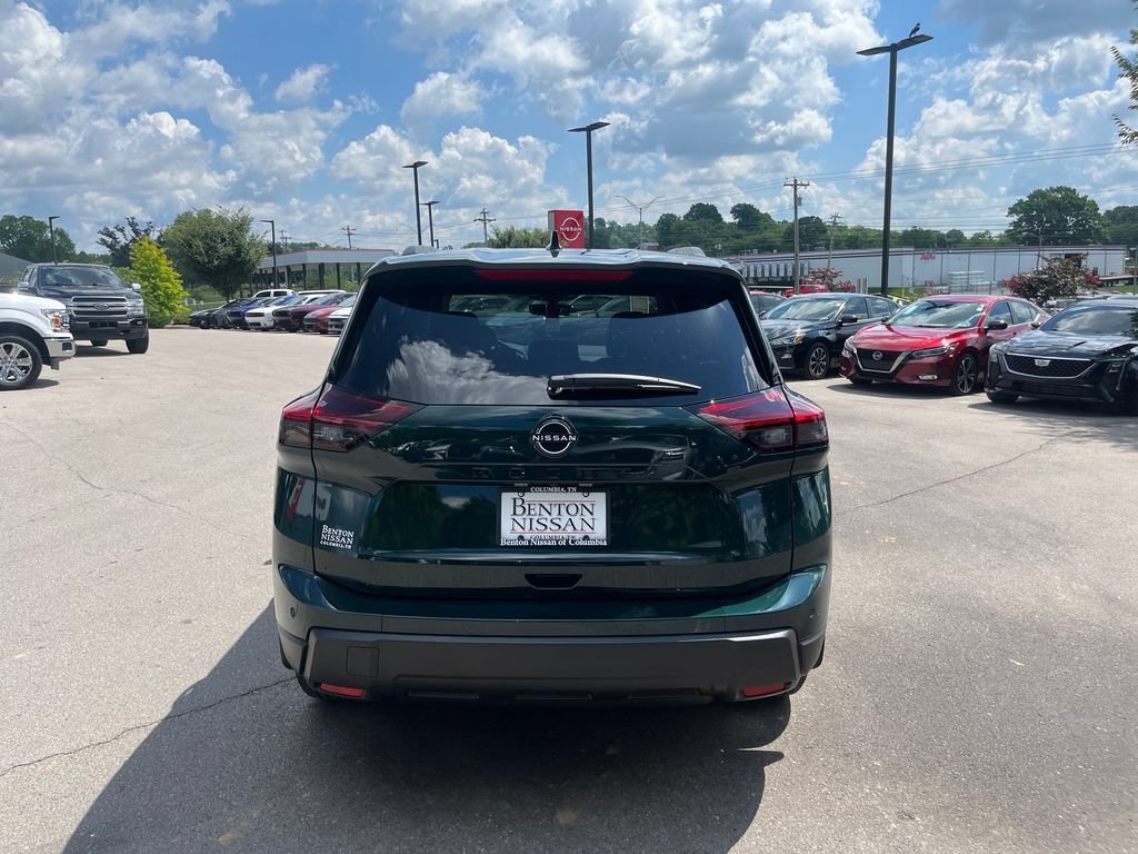 New 2026 Nissan Rogue Dark Armor FWD image 8