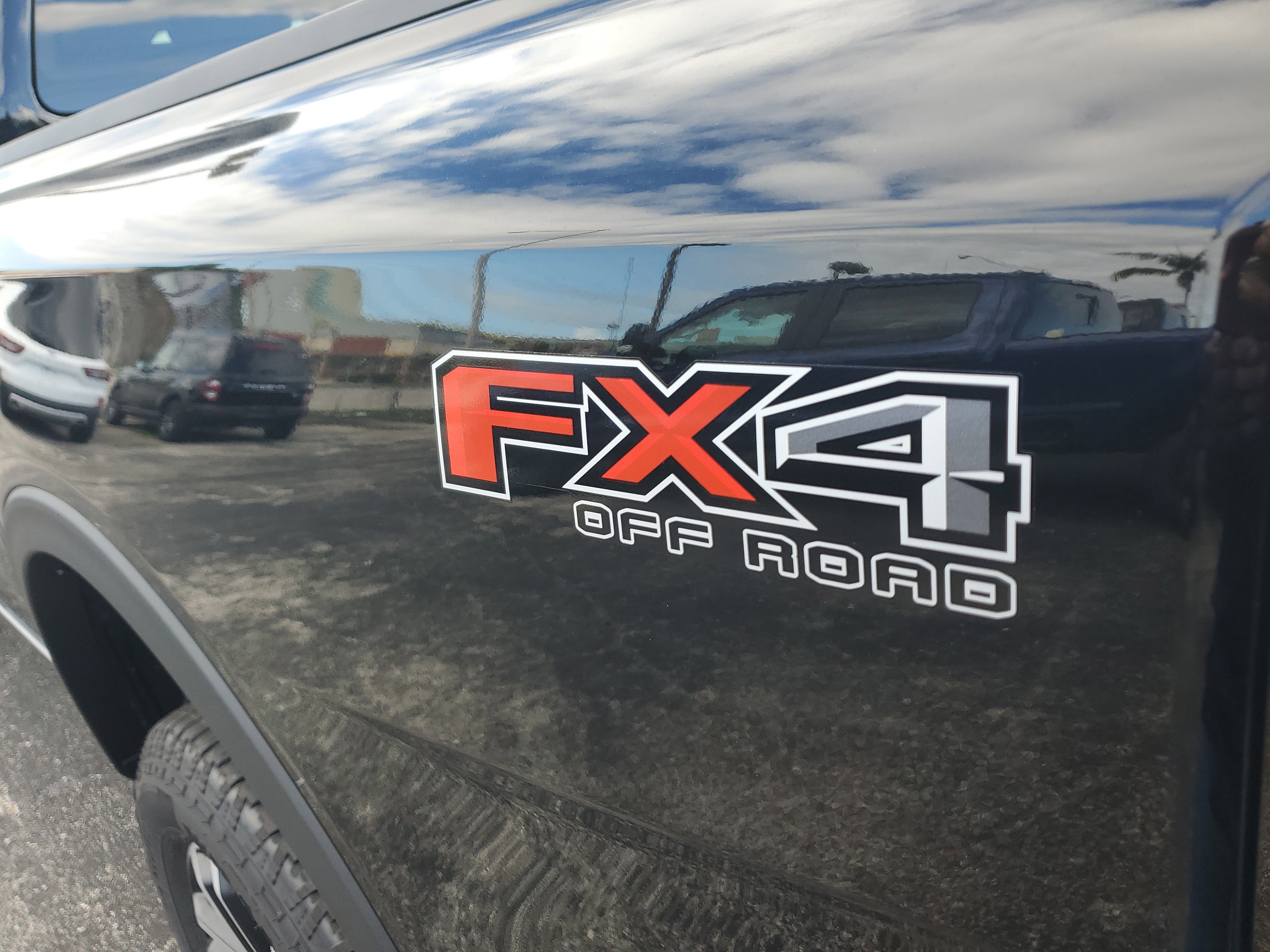 New 2025 Ford Ranger Lariat w/ FX4 Off-Road Package image 7
