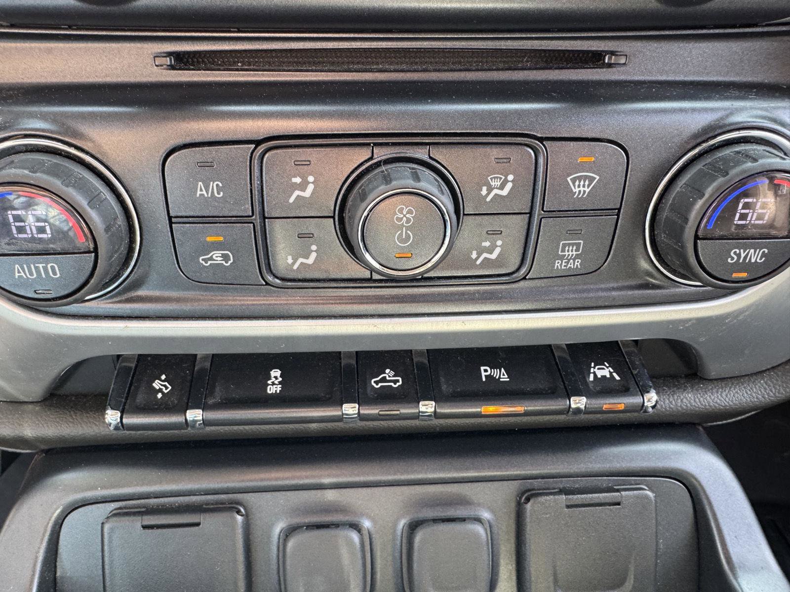 Used 2017 GMC Sierra 1500 SLT image 18