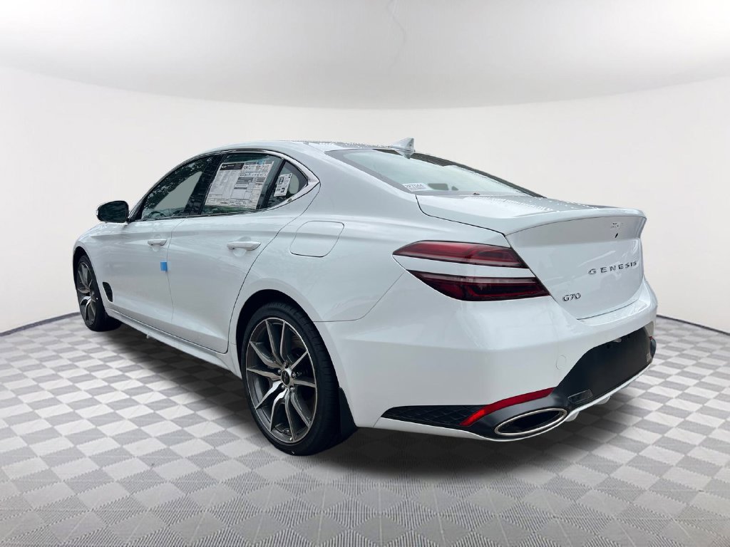 Used 2026 Genesis G70 2.5T RWD image 7