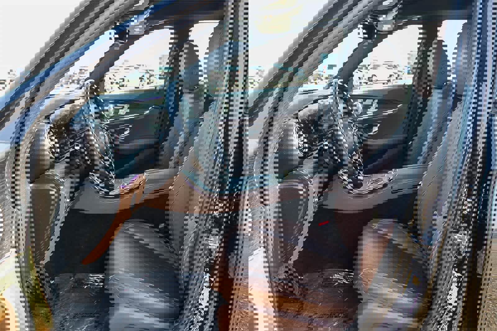 Used 2021 Mercedes-Benz E 350 Sedan w/ Premium Package image 24