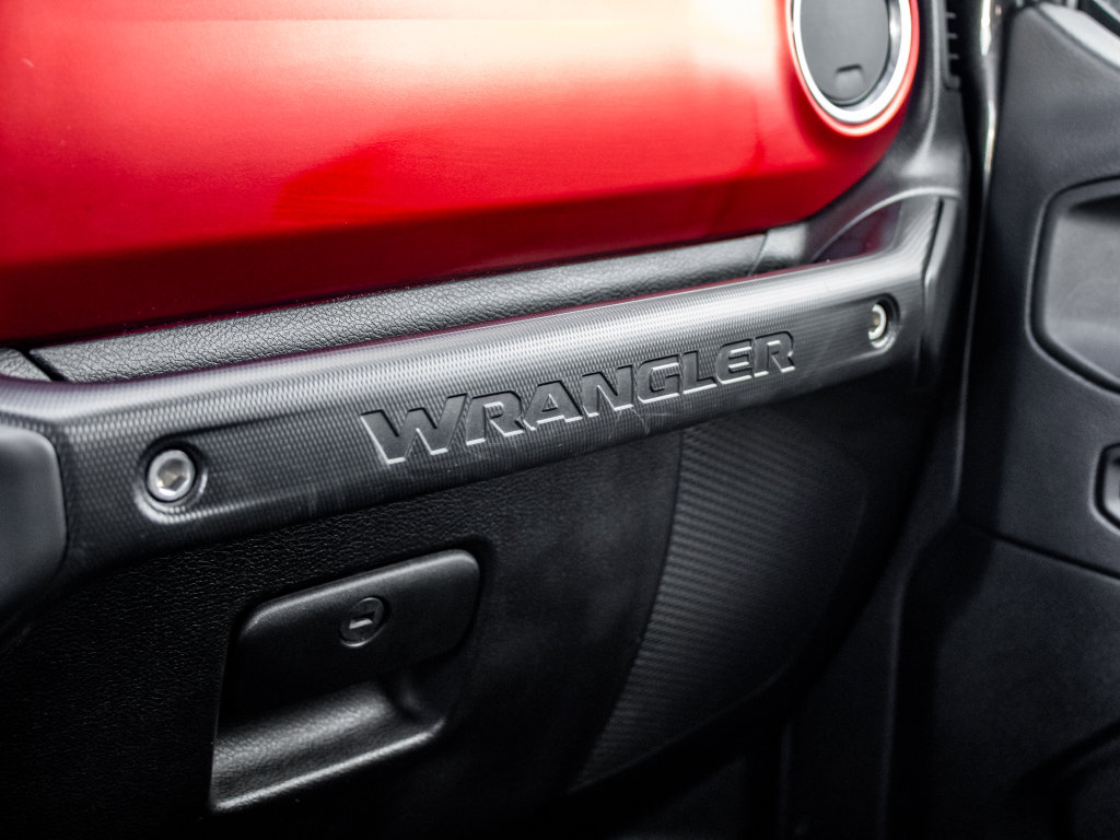 Used 2018 Jeep Wrangler Unlimited Rubicon image 25