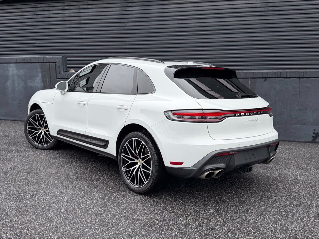 Certified 2023 Porsche Macan S AWD/4WD image 8