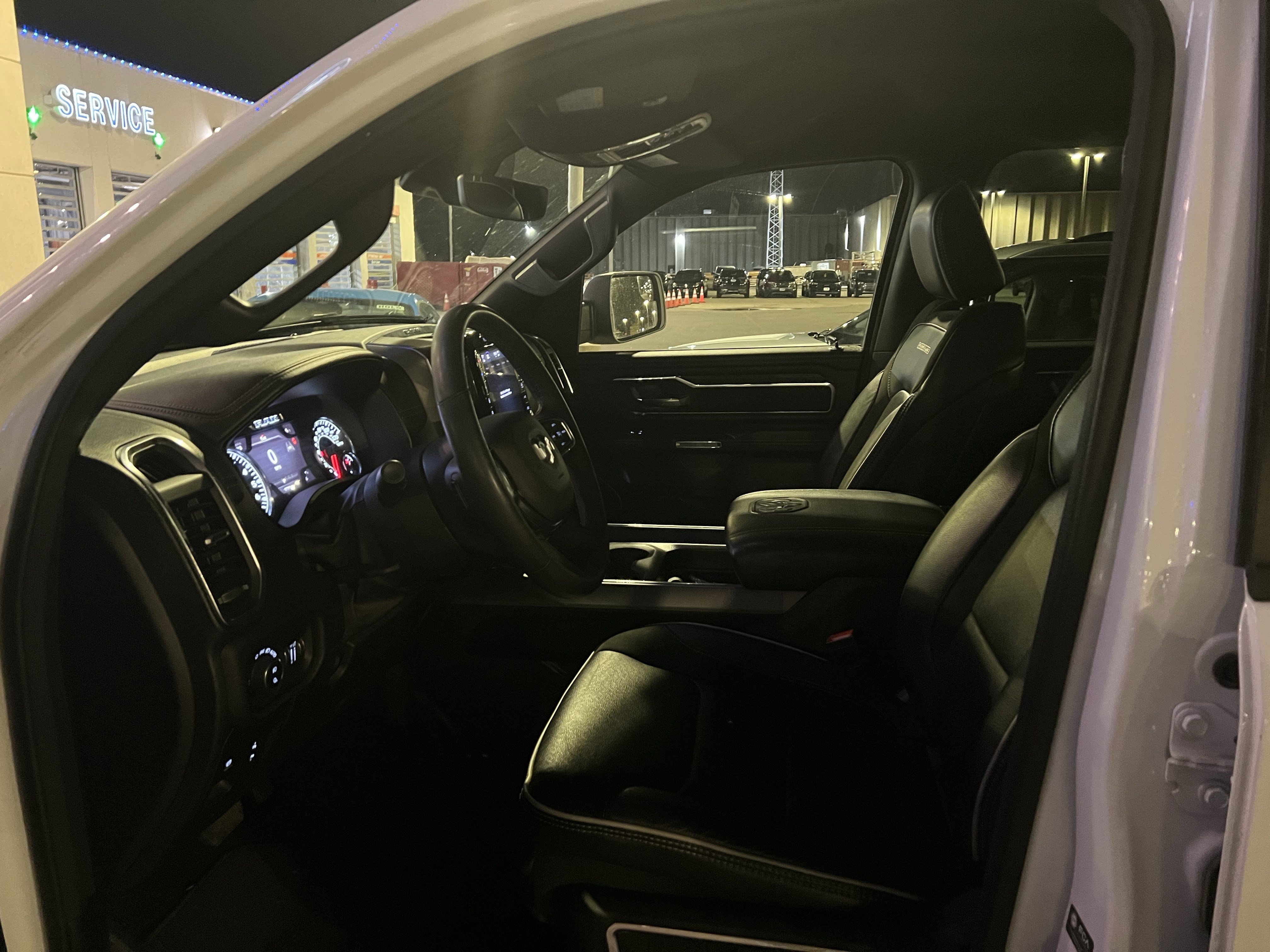 Used 2025 RAM 1500 Laramie image 7