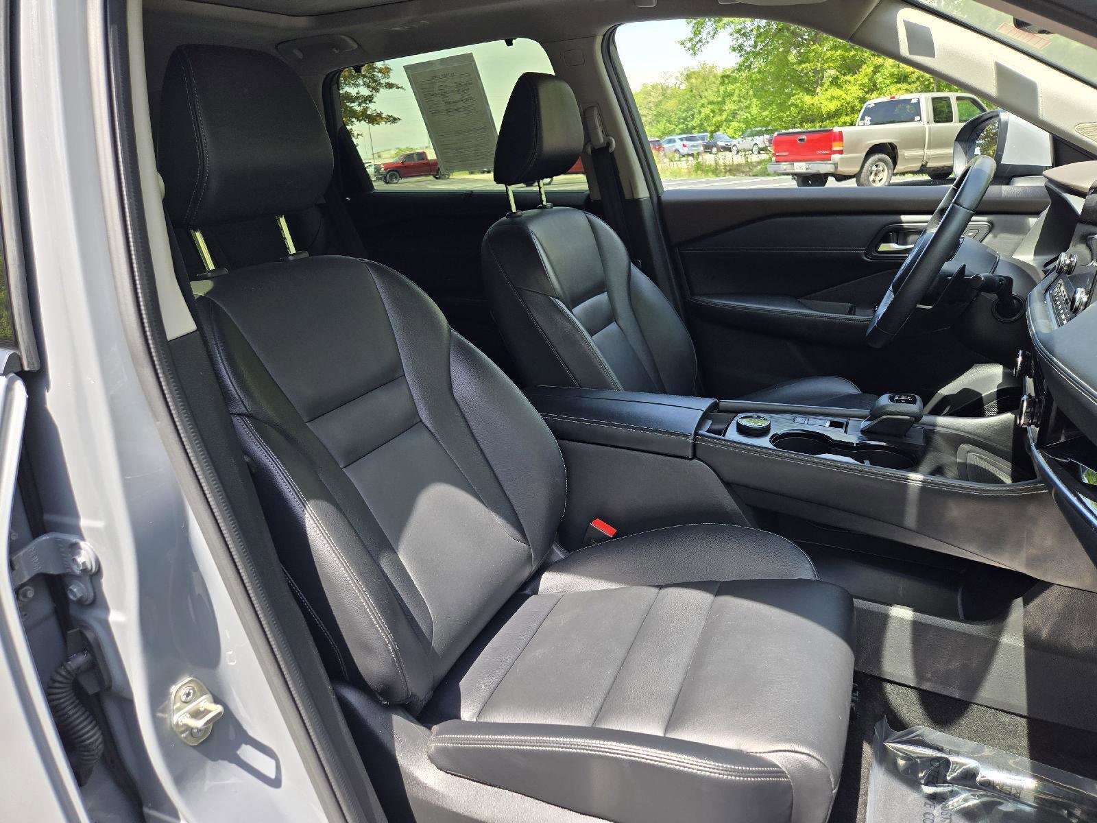 Used 2023 Nissan Rogue SL w/ SL Premium Package AWD/4WD image 25