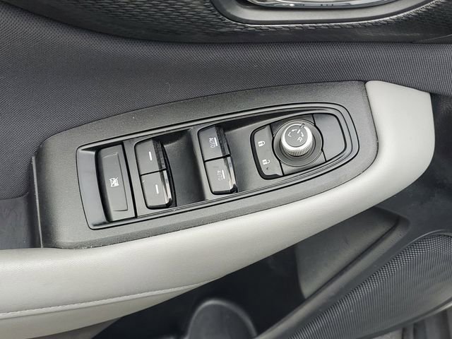 Used 2024 Subaru Outback Premium image 17