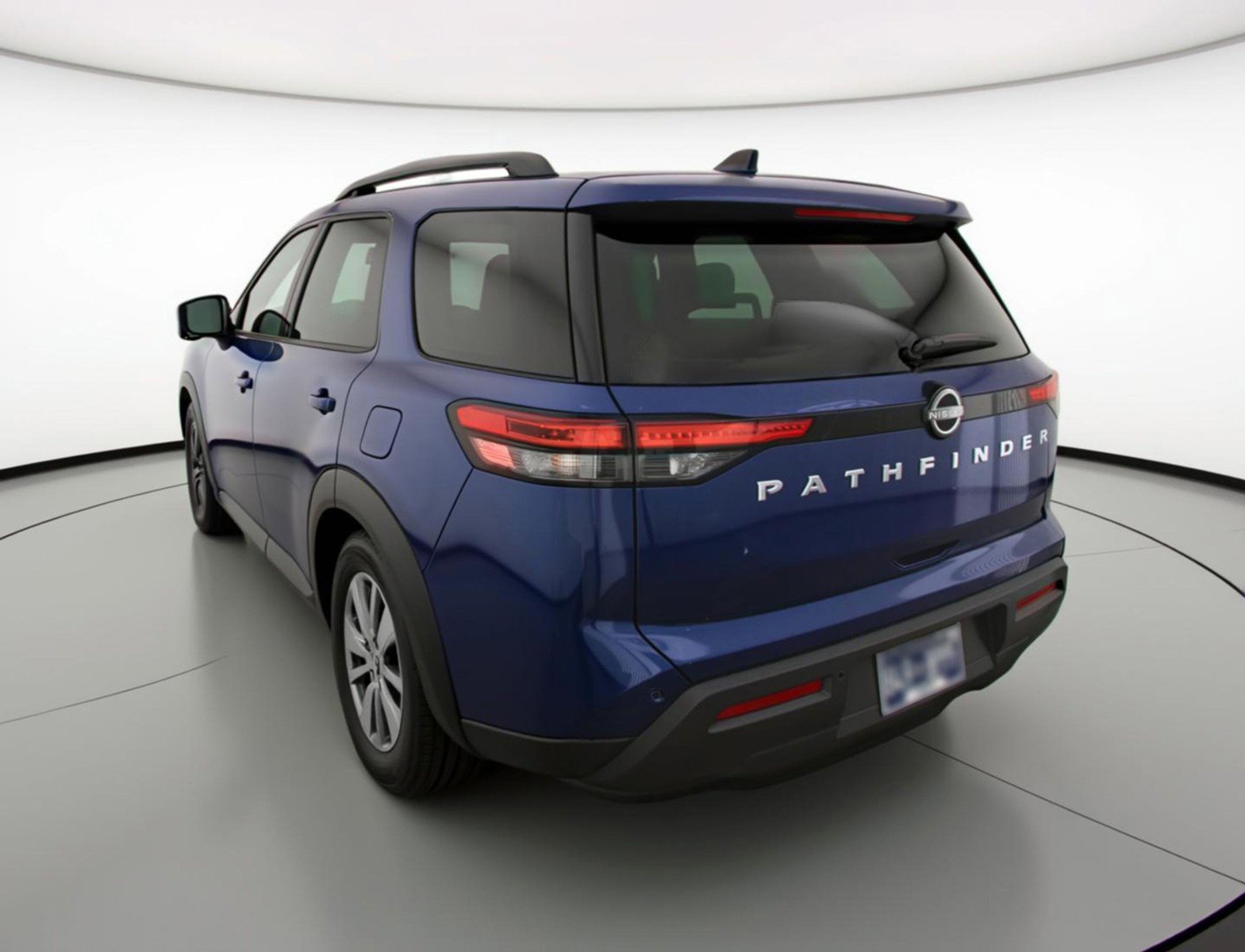 Used 2025 Nissan Pathfinder SV FWD image 6
