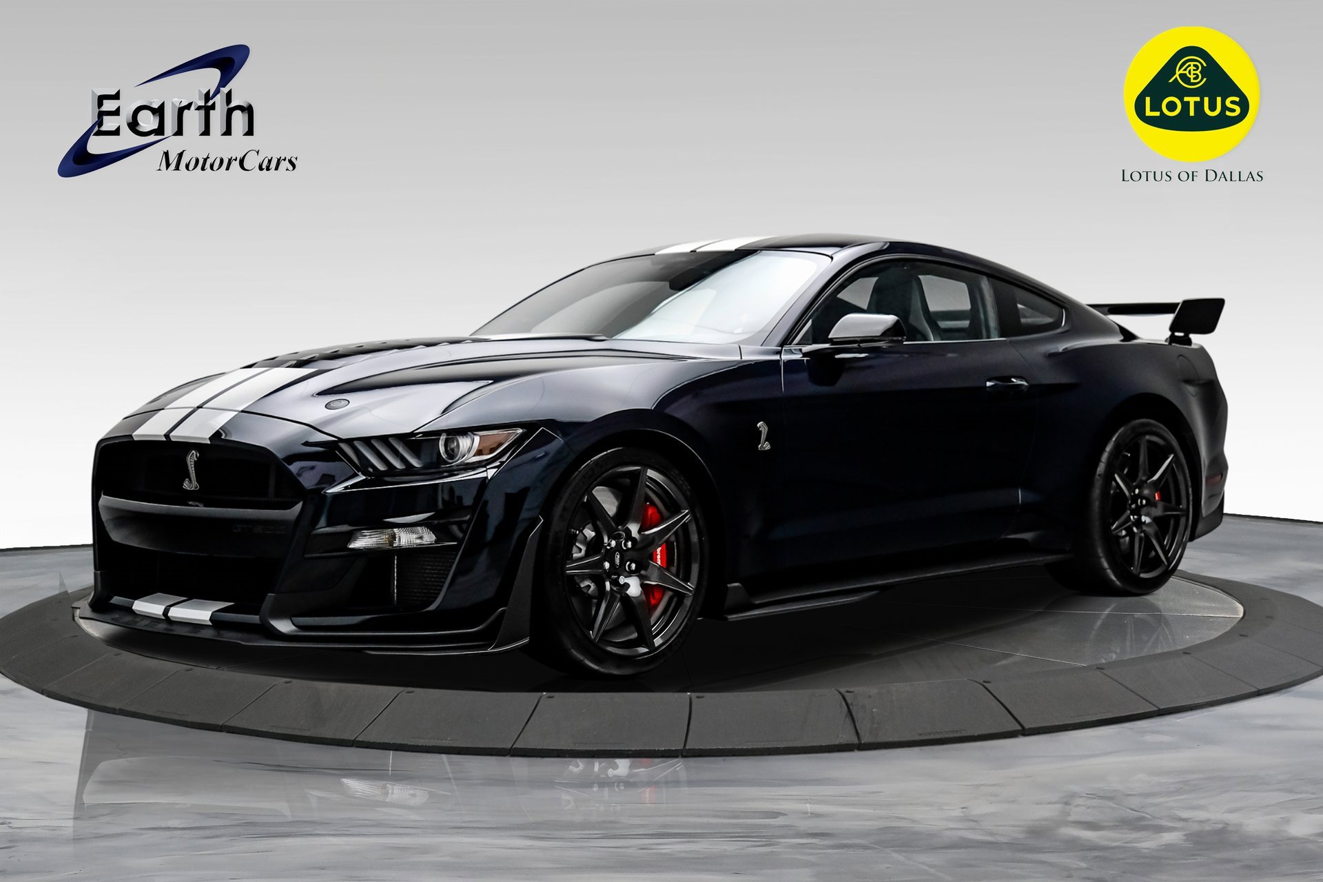 Used 2021 Ford Mustang Shelby GT500 w/ Carbon Fiber Track Pack