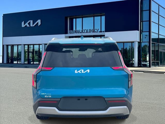 New 2026 Kia EV9 Wind AWD/4WD image 5