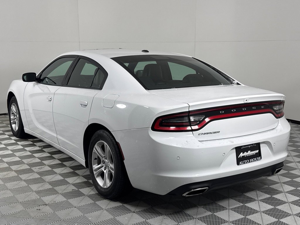 Used 2020 Dodge Charger SXT w/ Leather Interior Group image 7