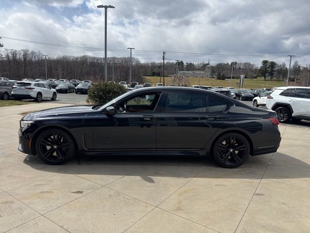 Used 2021 BMW 750i xDrive w/ M Sport Package image 5