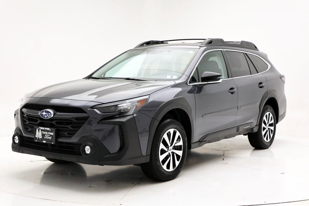 Used 2024 Subaru Outback Premium AWD/4WD image 2