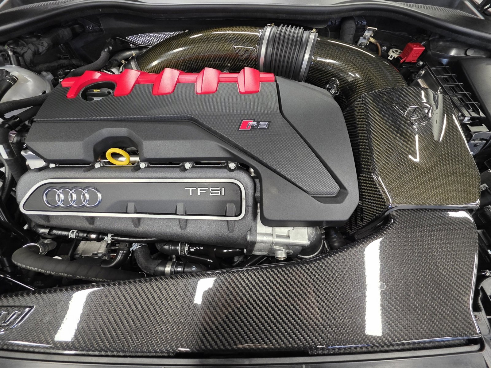 Used 2019 Audi TT RS image 4