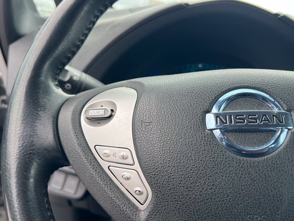 Used 2013 Nissan Leaf S FWD image 15