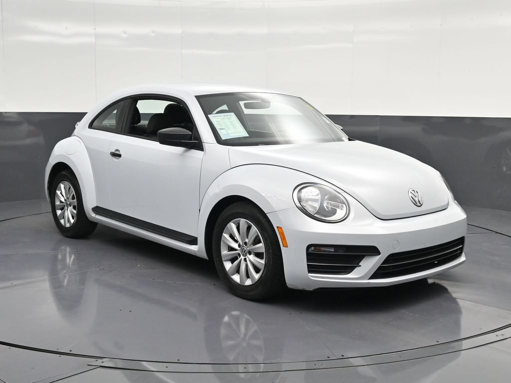 Used 2017 Volkswagen Beetle 1.8T S FWD image 5