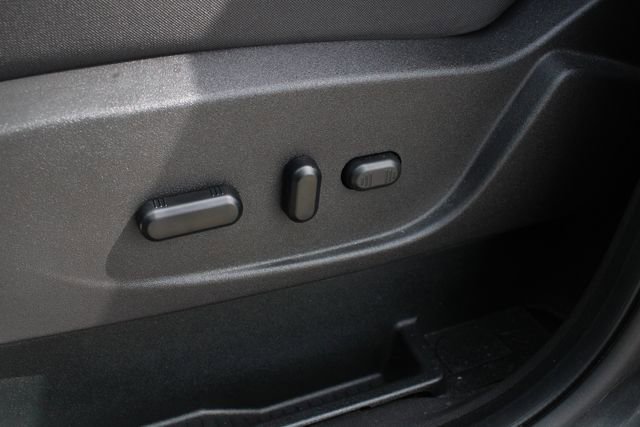 Used 2019 Ford Escape SE image 3