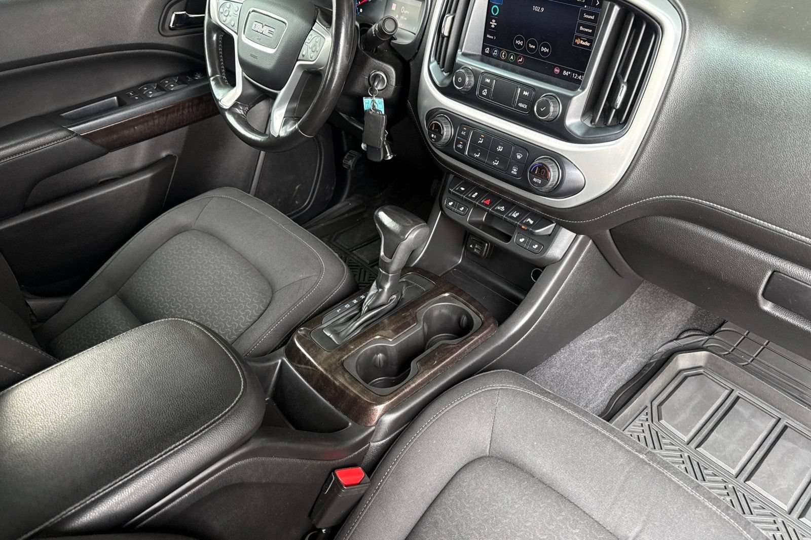 Used 2020 GMC Canyon SLE w/ Elevation Edition AWD/4WD image 17