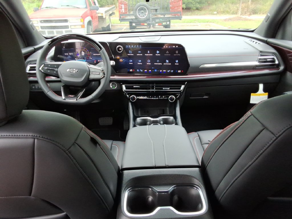 New 2027 Chevrolet Traverse RS FWD image 18