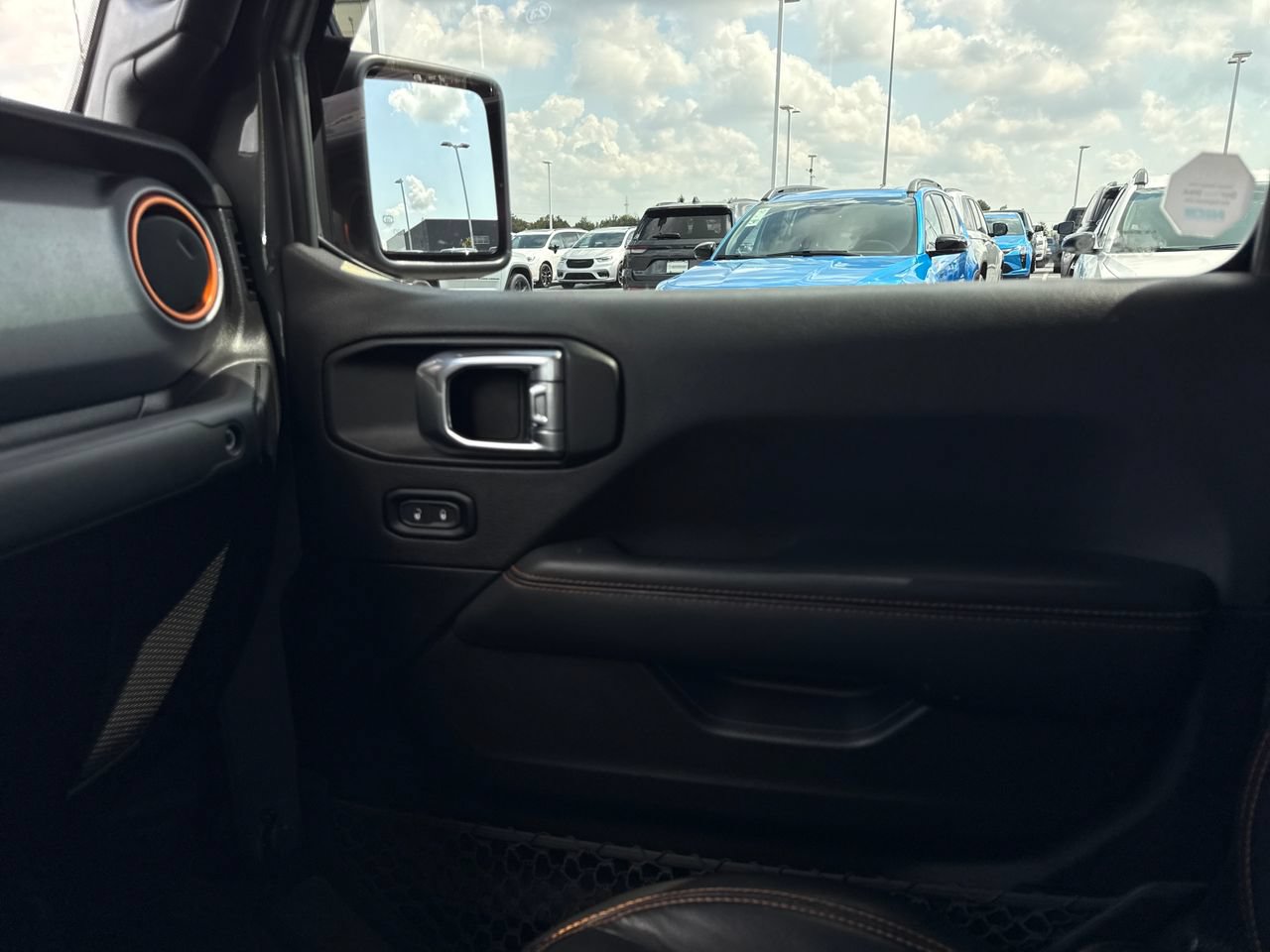 Used 2021 Jeep Gladiator Mojave AWD/4WD image 24